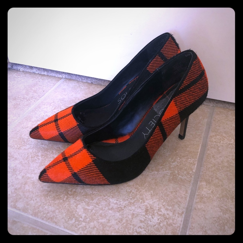 Sole Society Pumps! Unworn Size 6 Red Plaid